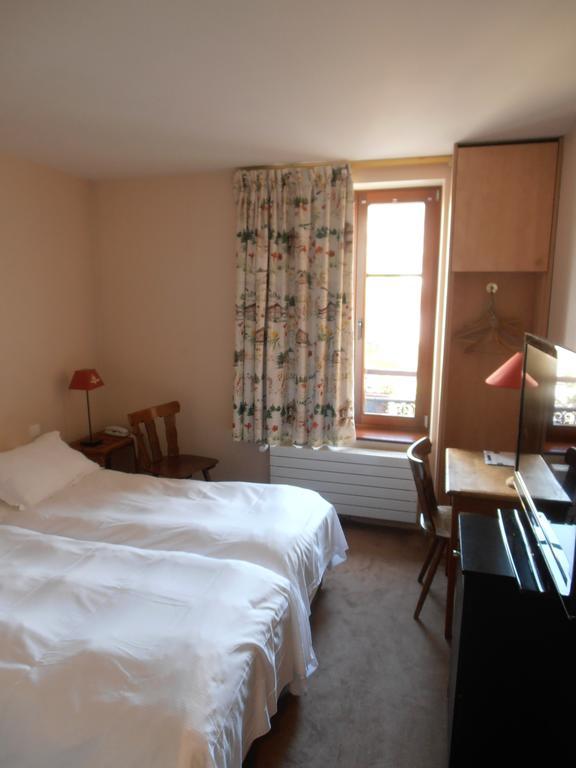 Les Cigognes Hotel Abreschviller Ruang foto