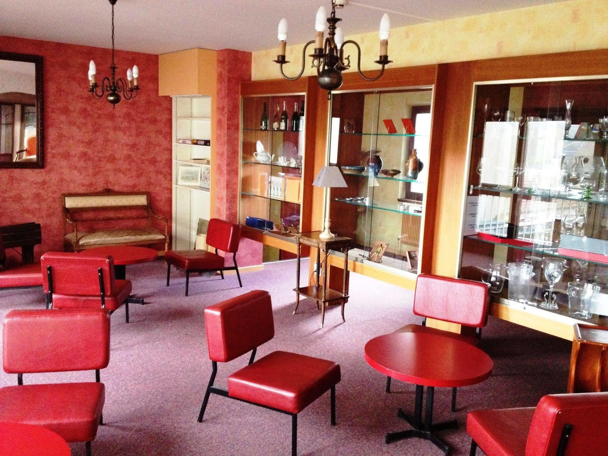 Les Cigognes Hotel Abreschviller Bagian luar foto