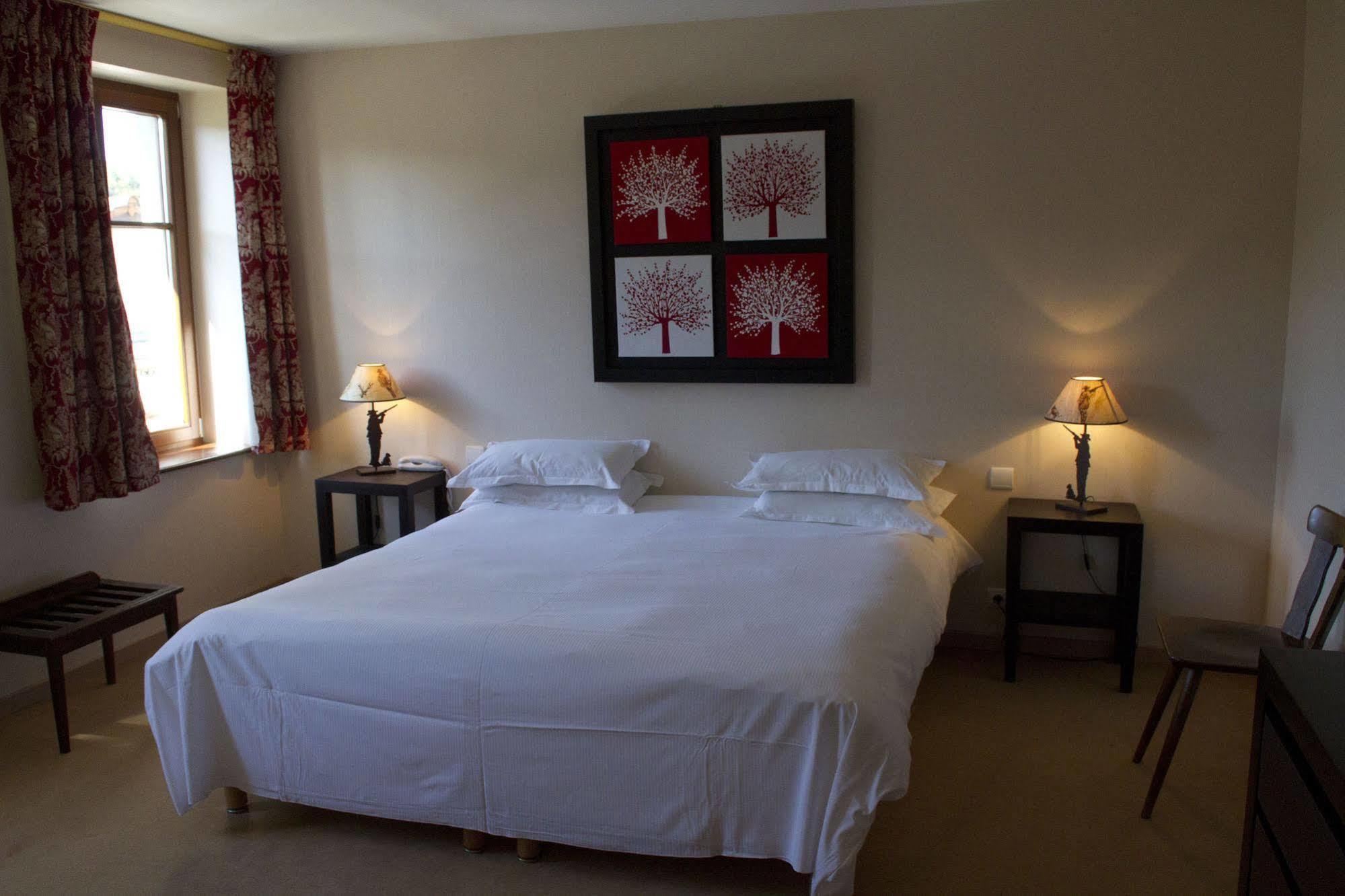 Les Cigognes Hotel Abreschviller Bagian luar foto
